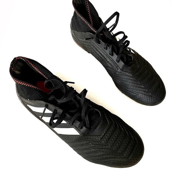 Adidas Predator Soccer Cleats - size 11 1/2” - Picture 2 of 11